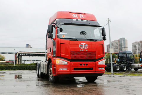 FAW Jiefang tracteur 6x4 420 ch