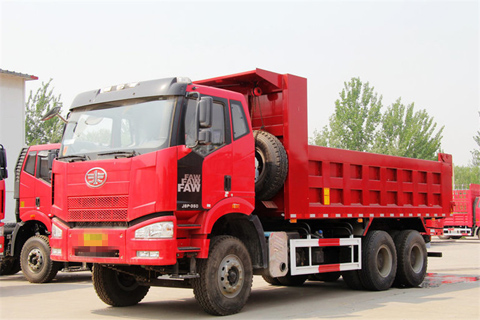 FAW Jiefang J6P benne 6x4 390 ch — camion benne 6x4, photo 2