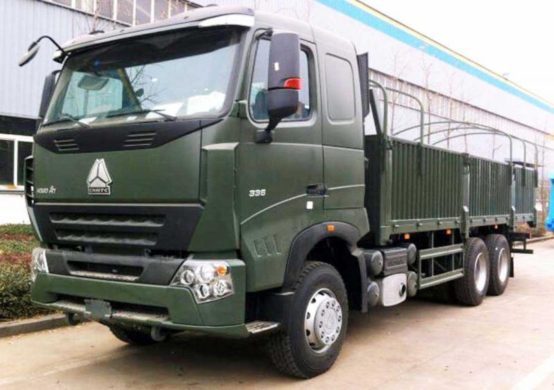Sinotruk Howo A7 porteur 6x4 336 ch — camion porteur 6x4, photo 2