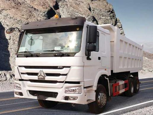 Sinotruk Howo A7 benne 6x4 266 à 430 ch
