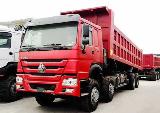 Sinotruk Howo benne 8x4 28 m³ 371 ch — camion benne 8x4, photo 2