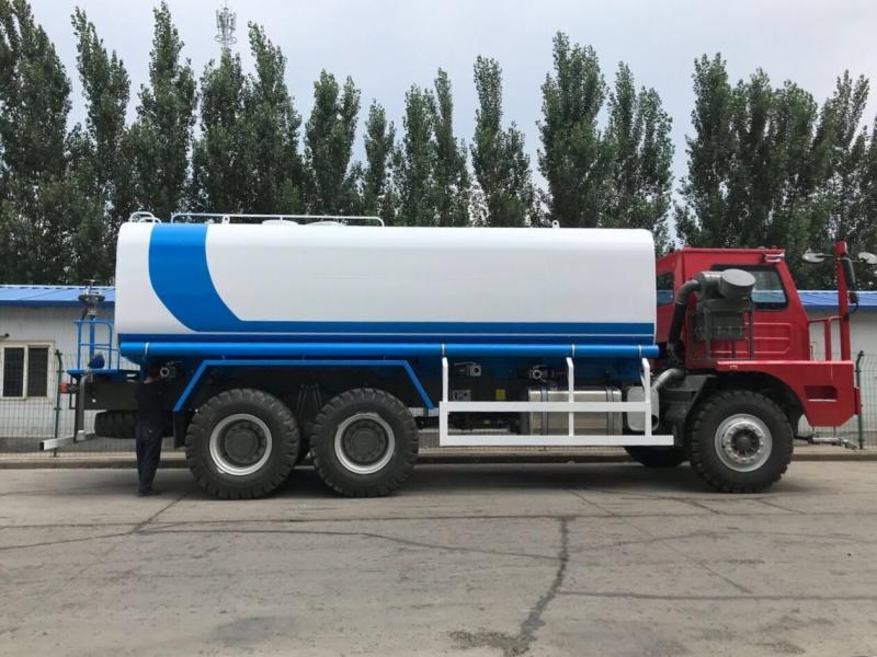 Sinotruk Howo benne minière 90 t 430 ch — camion benne, photo 4