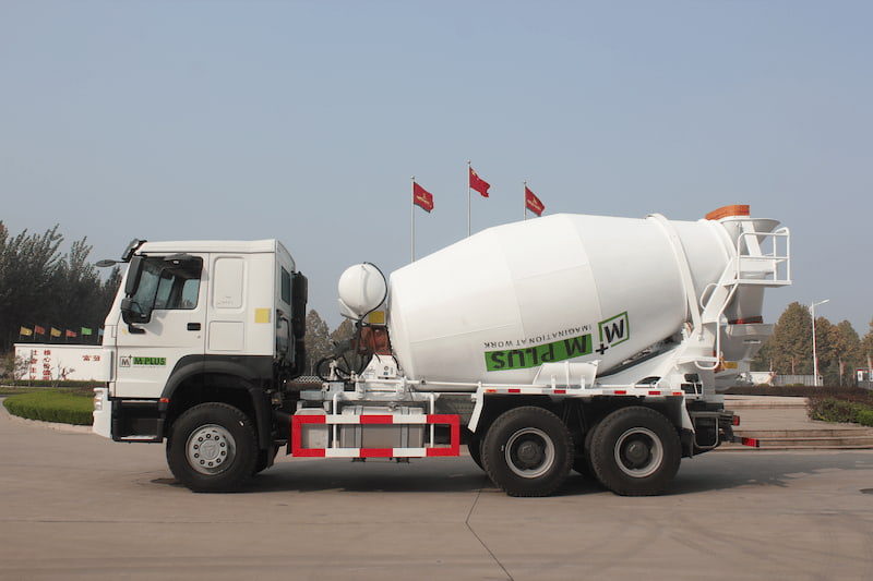 Sinotruk Howo malaxeur 6x4 340 à 430 ch — camion malaxeur 6x4, photo 3