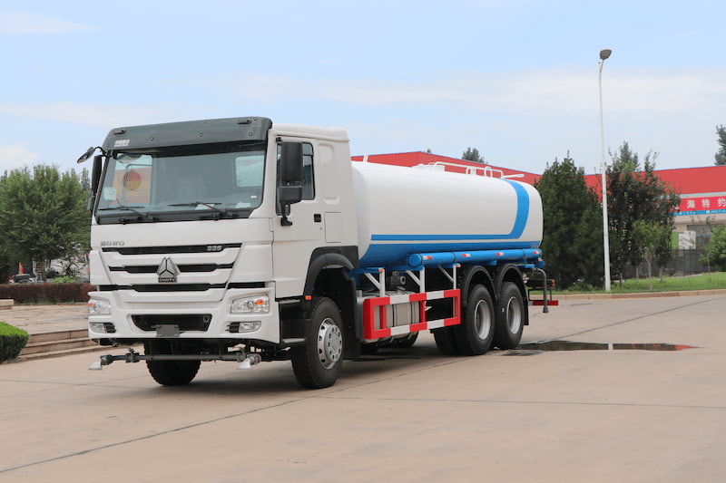 Sinotruk Howo citerne à eau 6x4 20 m³ 336 ch — camion-citerne à eau 6x4, photo 5