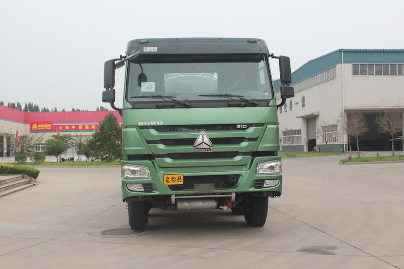Sinotruk Howo citerne 30 m³ 336 ch — camion-citerne à carburant, photo 5